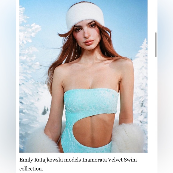 Inamorata iSA One-piece cut-out in Frost (Velvet Swim) size XL - Picture 4 of 5